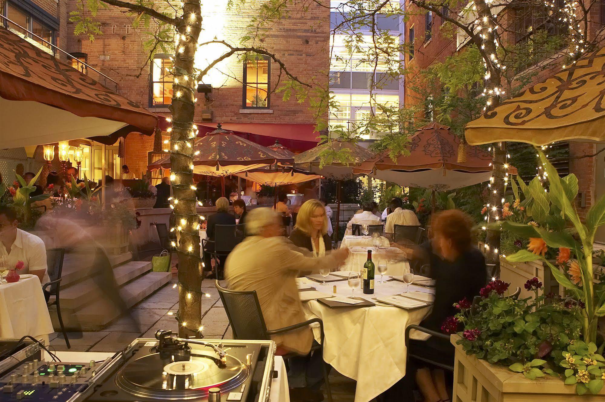 The Ivy At Verity Toronto Exterior foto